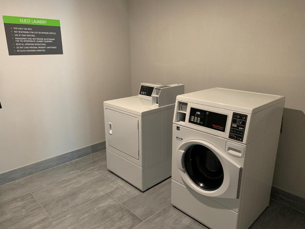 La Quinta Inn & Suites By Wyndham Galveston North At I-45 エクステリア 写真