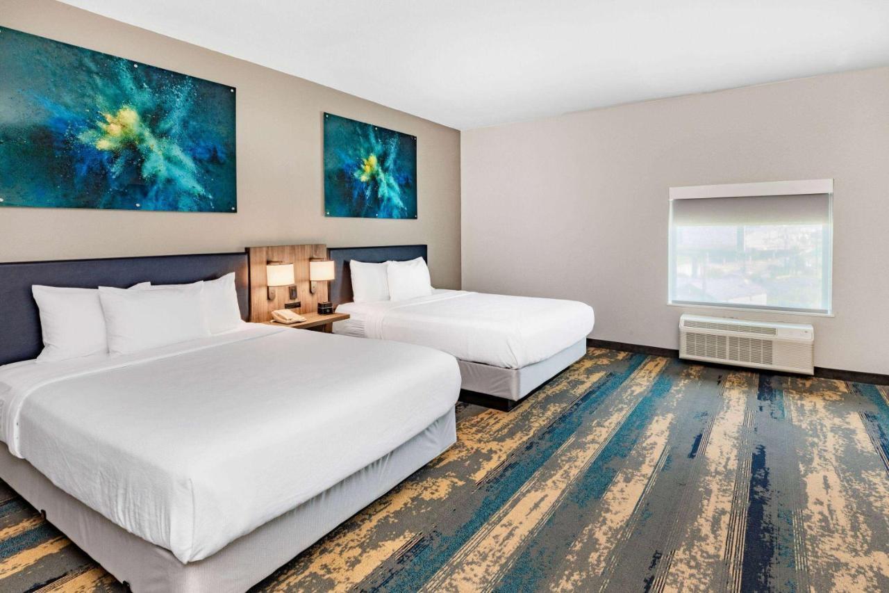 La Quinta Inn & Suites By Wyndham Galveston North At I-45 エクステリア 写真