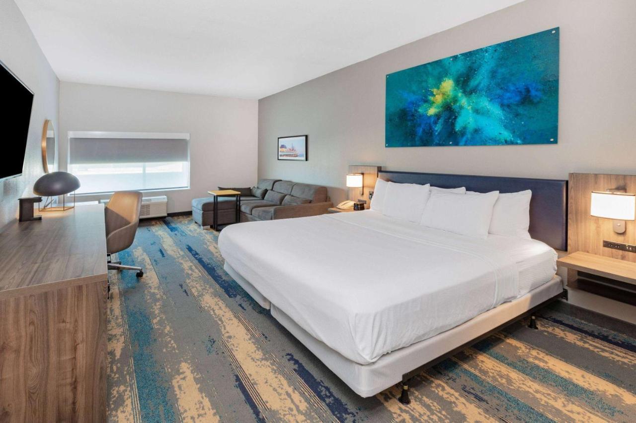 La Quinta Inn & Suites By Wyndham Galveston North At I-45 エクステリア 写真
