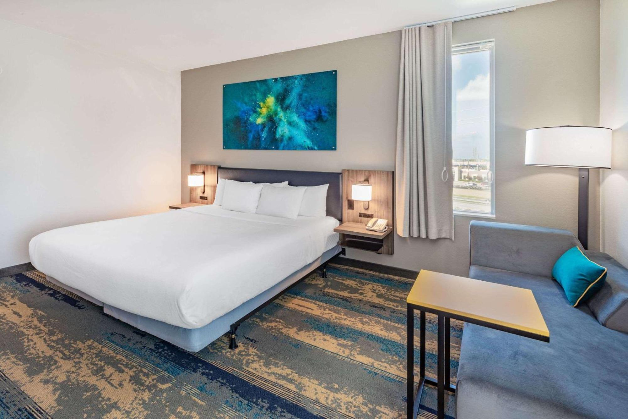 La Quinta Inn & Suites By Wyndham Galveston North At I-45 エクステリア 写真